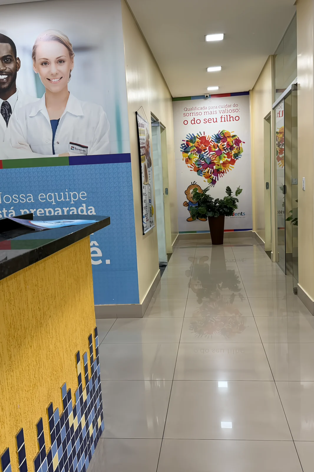 Corredor de acesso aos consultórios